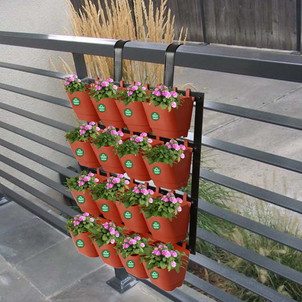 Vertical Gardening Pots With Metal Panel (16 Pots)